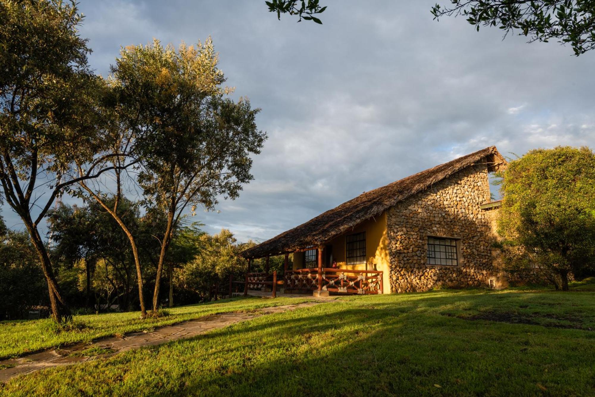 Naivasha Kongoni Lodge - Lakefront Getaway Ngoại thất bức ảnh